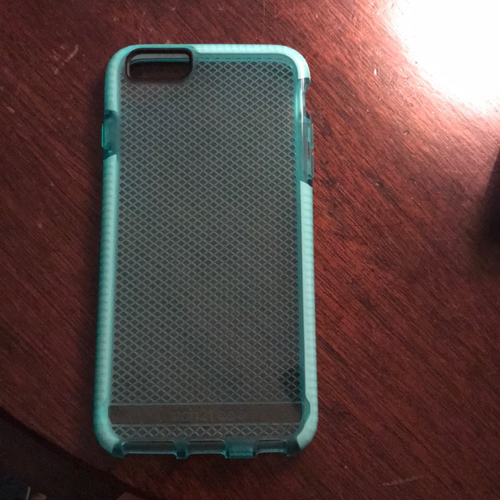 iPhone 6 Plus Tech 21 Case
